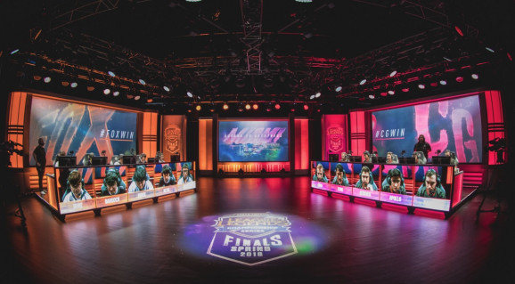 Riot Games将建立英雄联盟作为持久的电子竞技